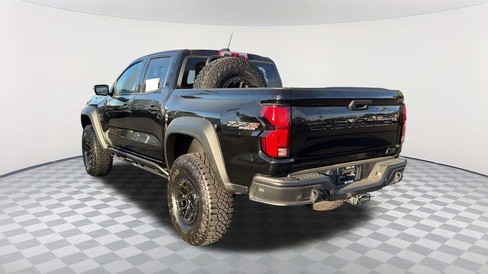 Thumbnail: 2024 Chevrolet Colorado - 7