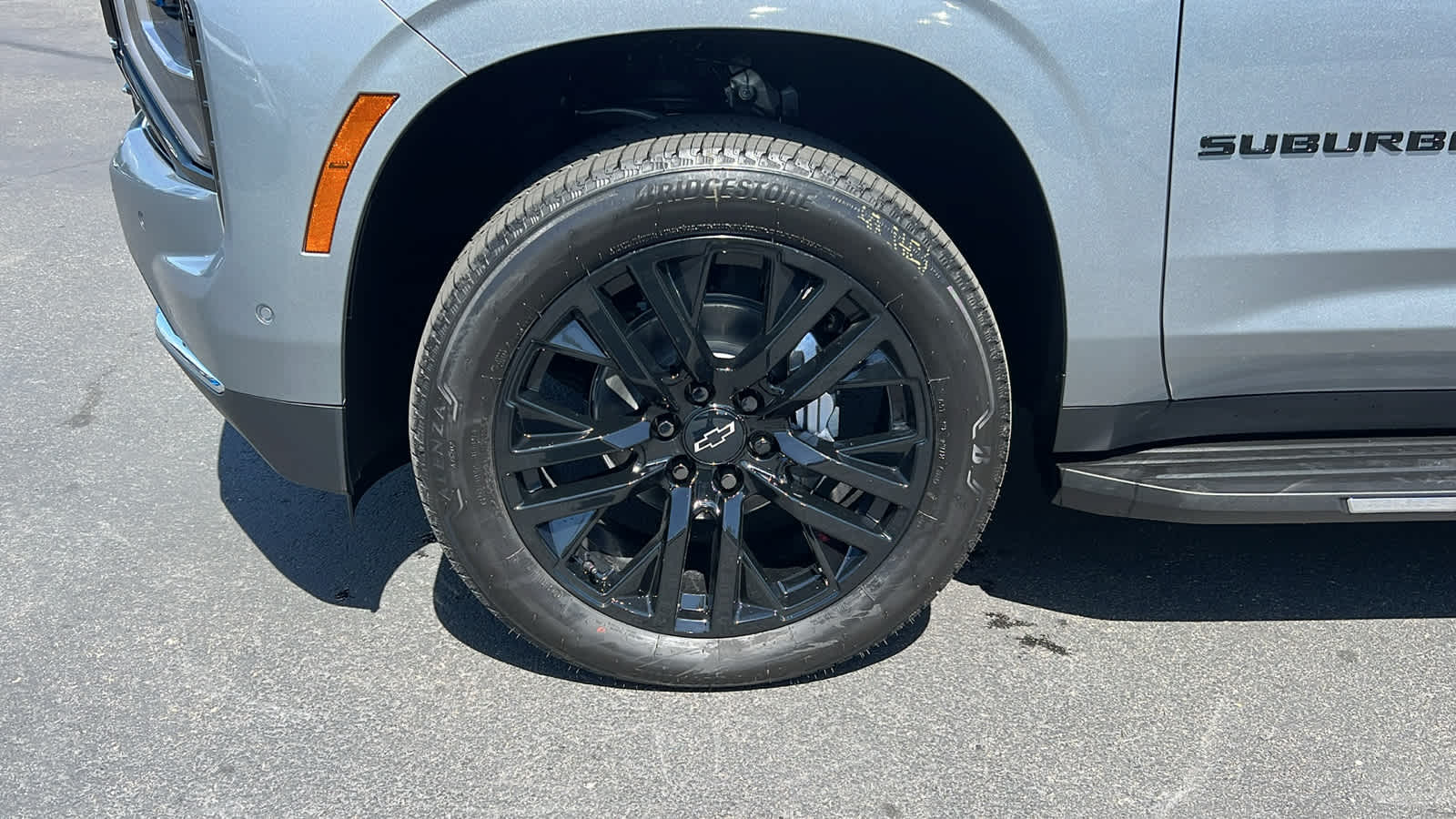 Thumbnail: 2025 Chevrolet Suburban - 9
