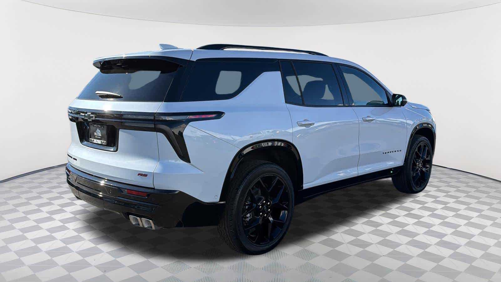 Thumbnail: 2026 Chevrolet Traverse - 5