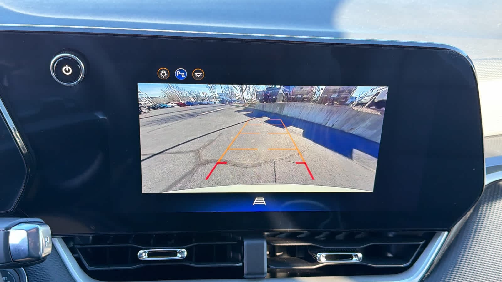 Thumbnail: 2026 Chevrolet Equinox - 16