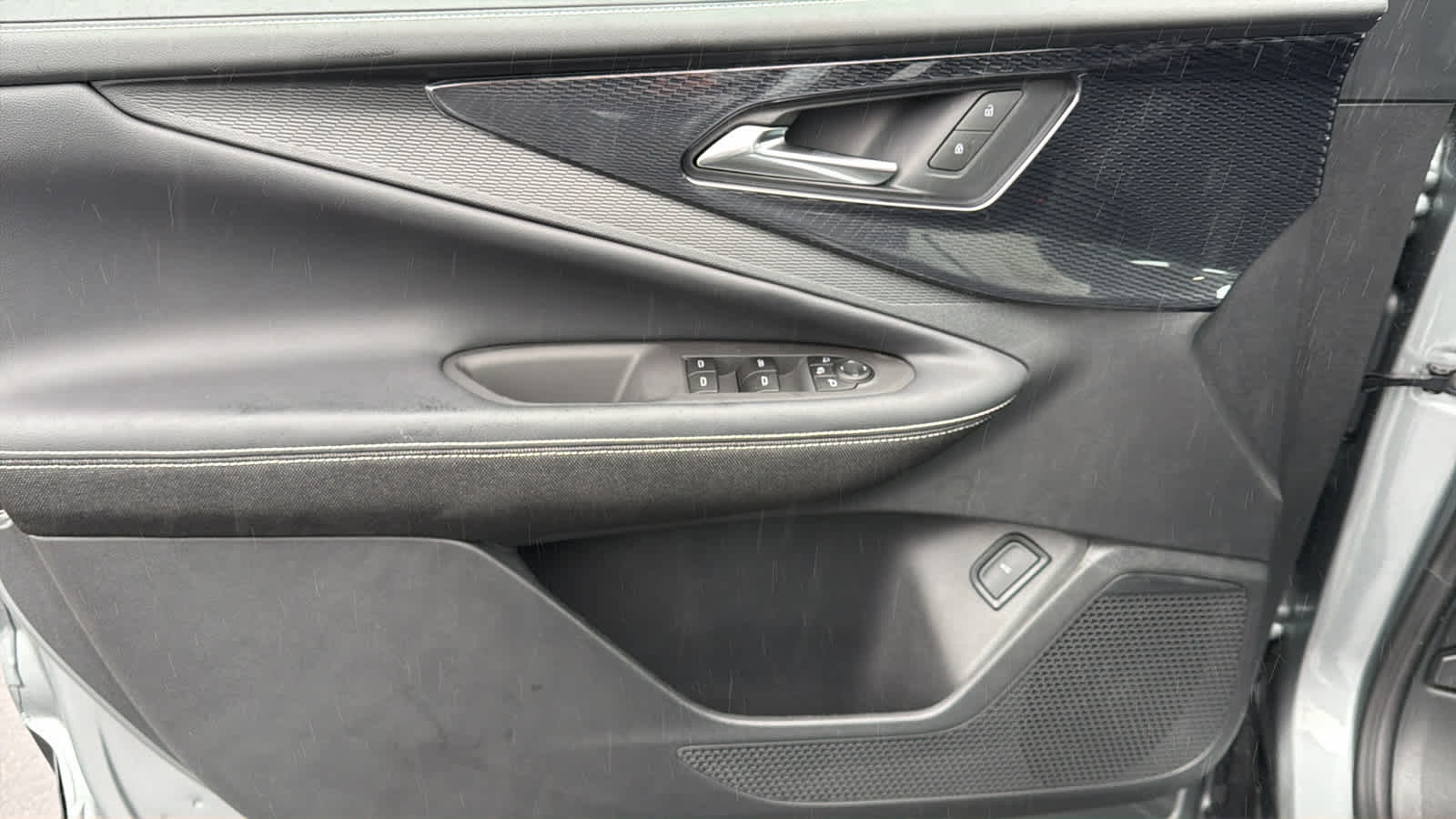 Thumbnail: 2026 Chevrolet Blazer EV - 23