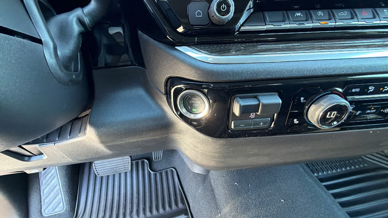 2026 Chevrolet Silverado 1500 LT - Photo 14