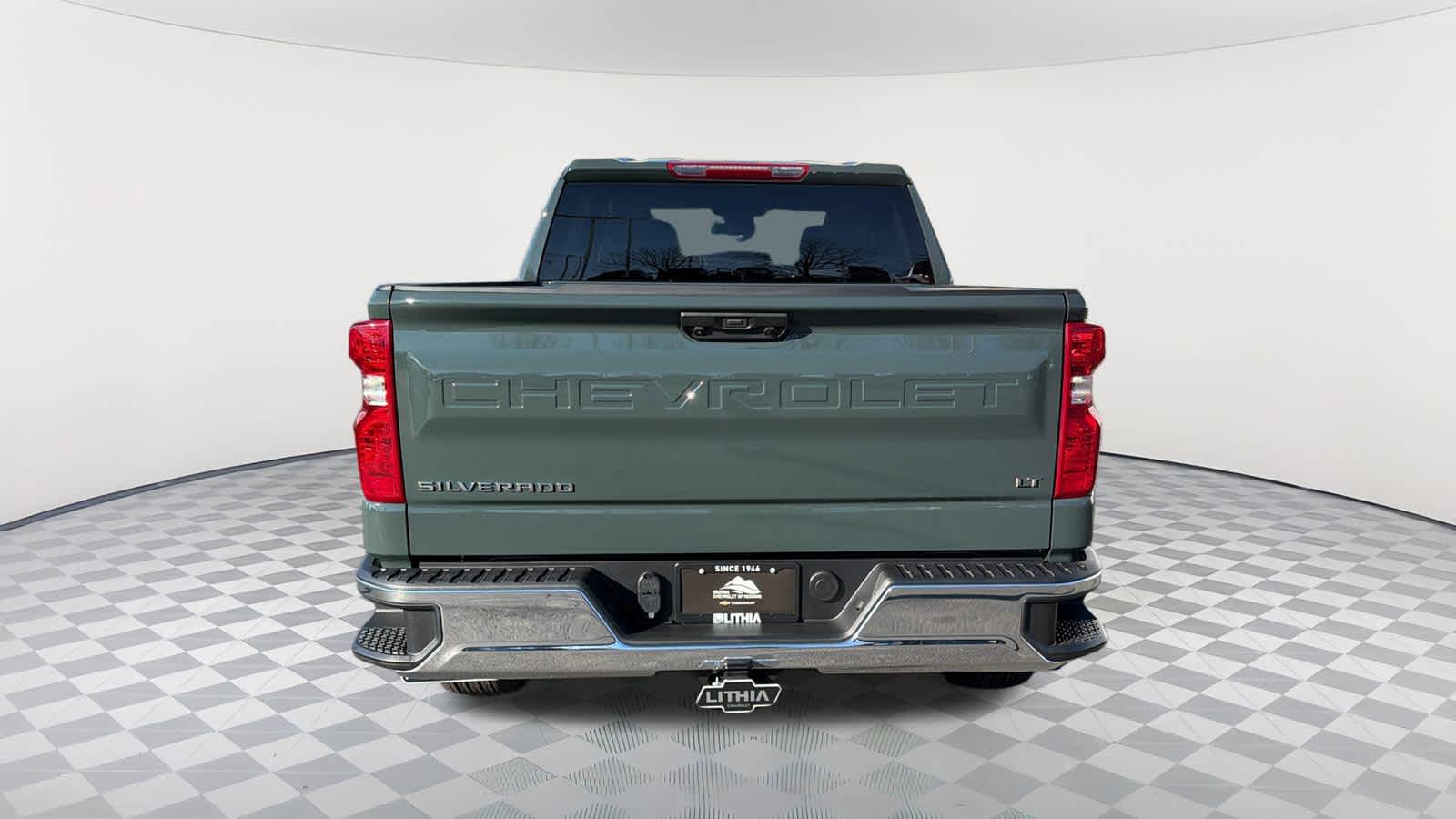 Thumbnail: 2026 Chevrolet Silverado 1500 - 6
