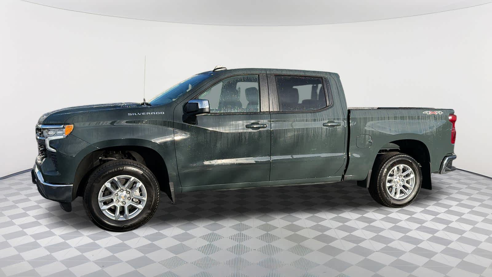 Thumbnail: 2026 Chevrolet Silverado 1500 - 8