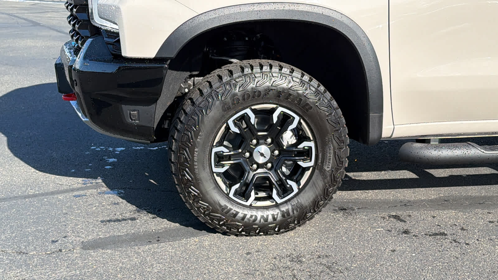 Thumbnail: 2026 Chevrolet Silverado 1500 - 9