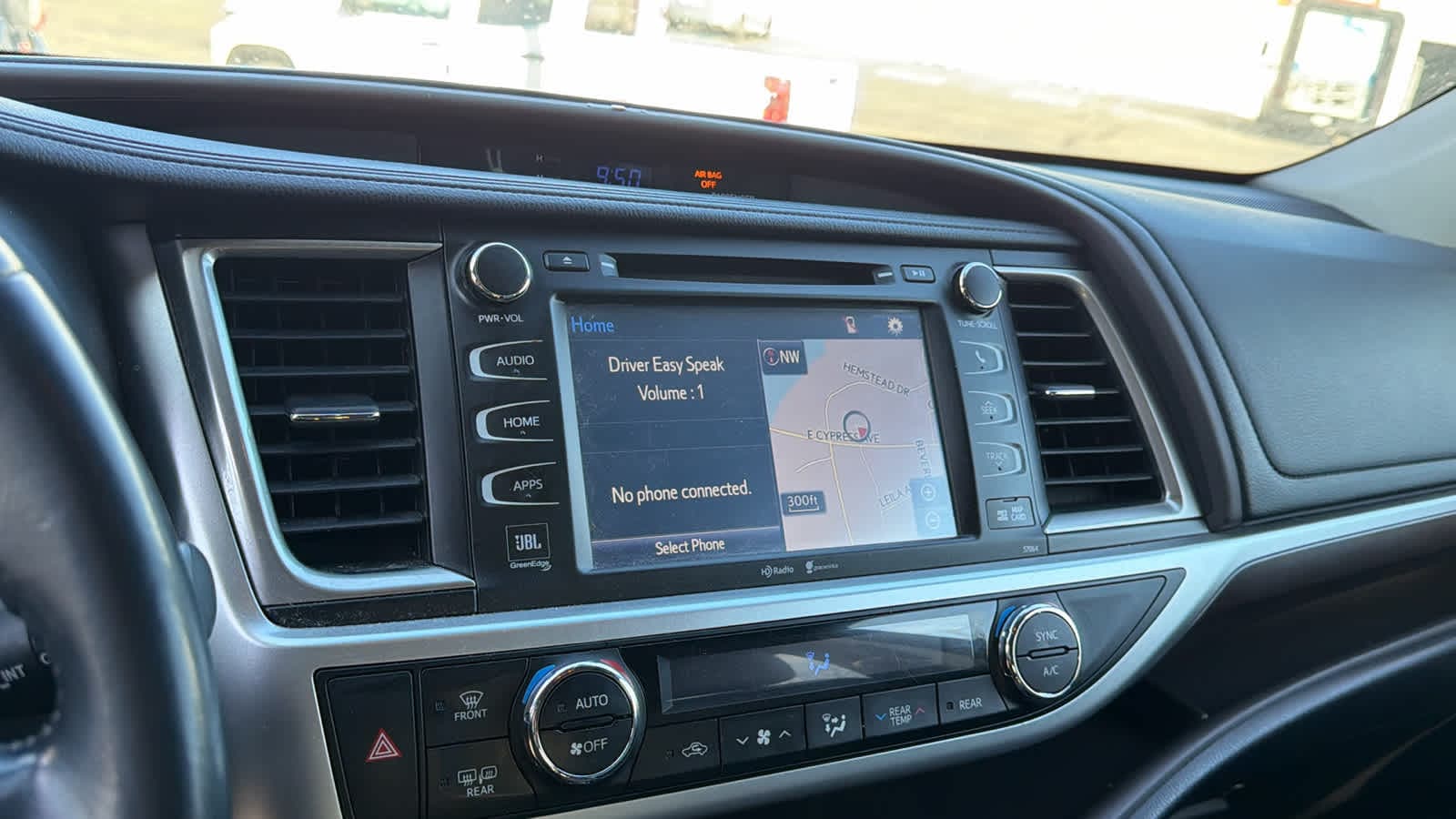 Thumbnail: 2014 Toyota Highlander - 14