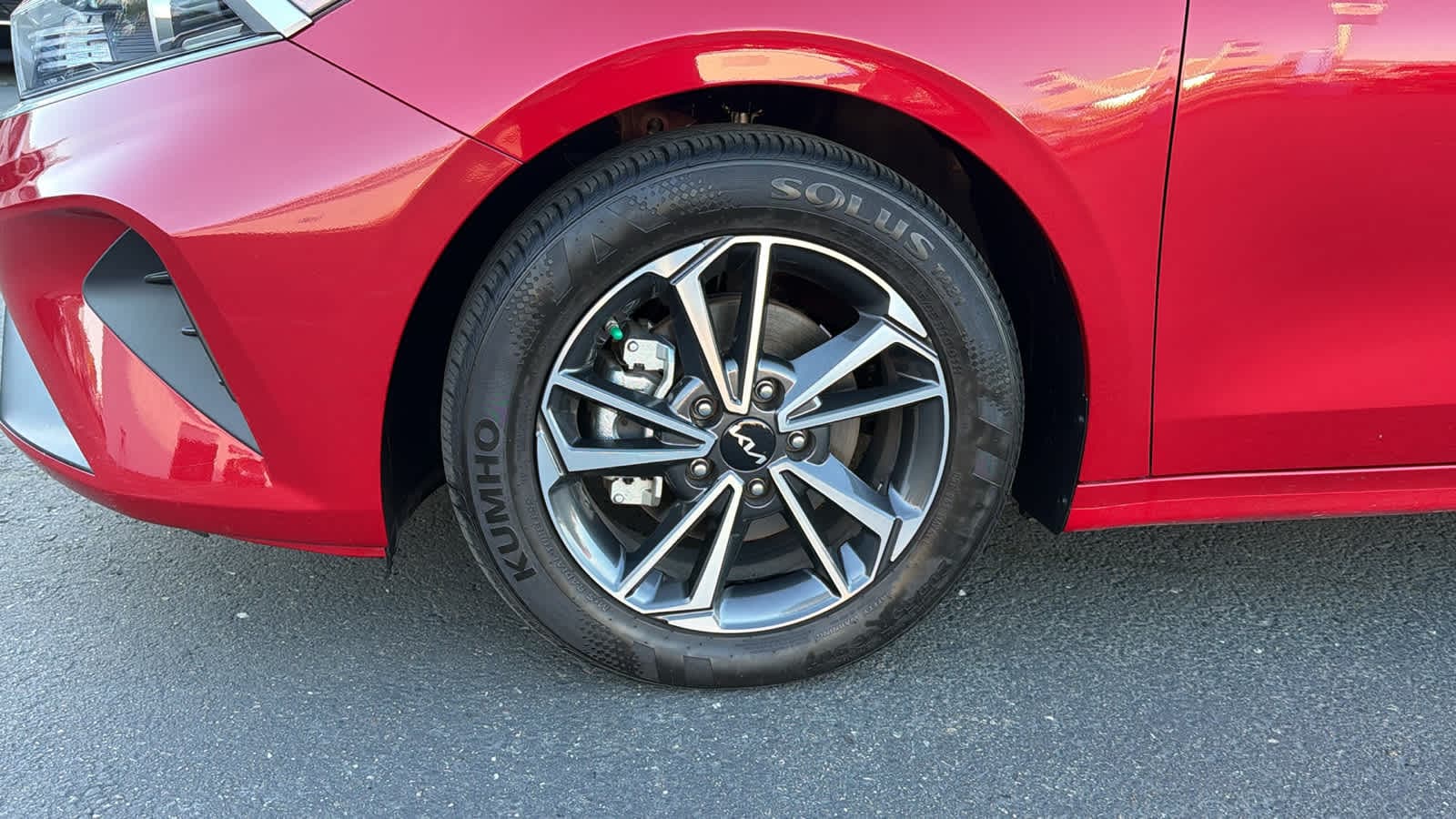 Thumbnail: 2023 Kia Forte - 9