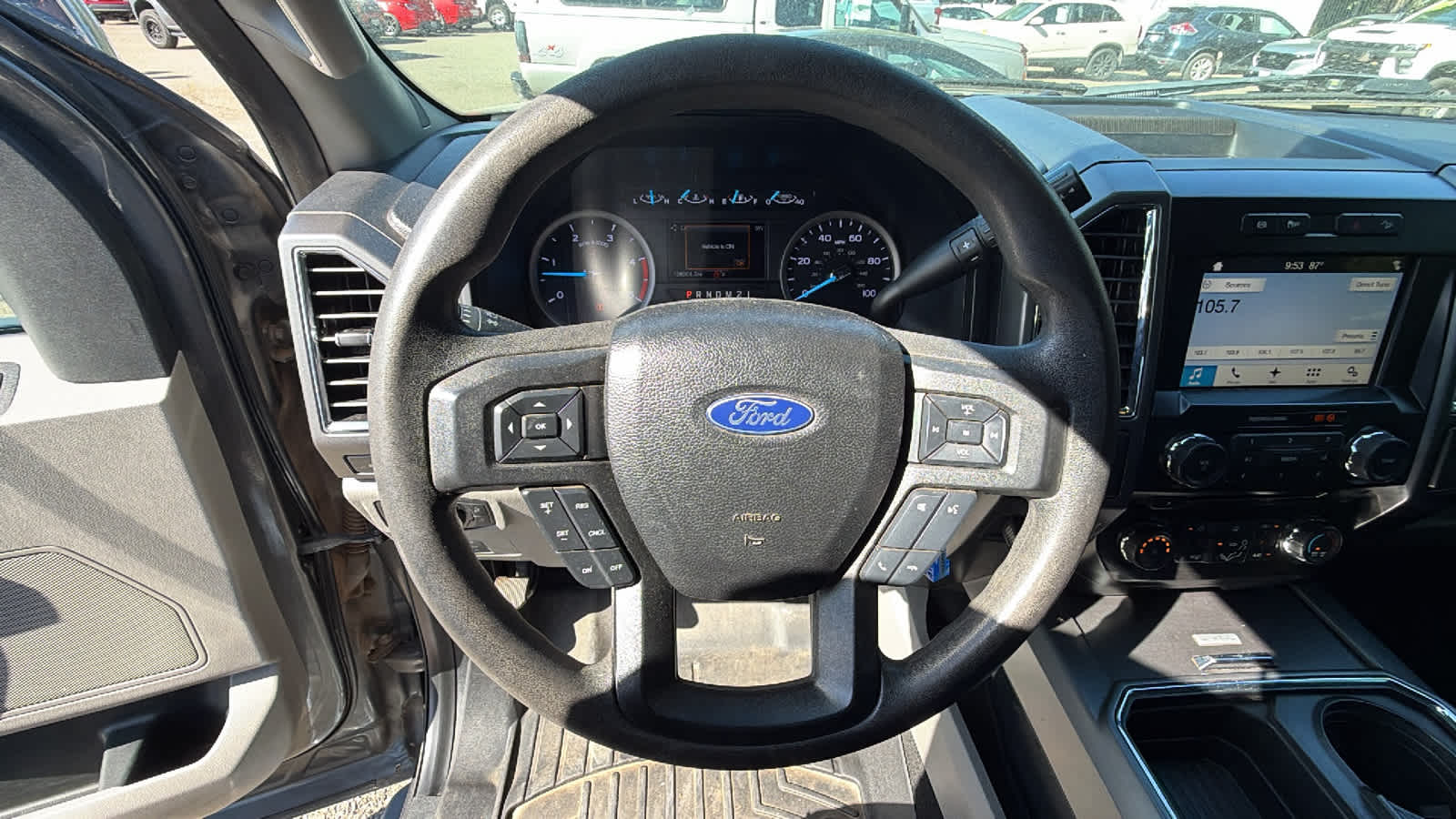 Thumbnail: 2017 Ford Econoline - 15