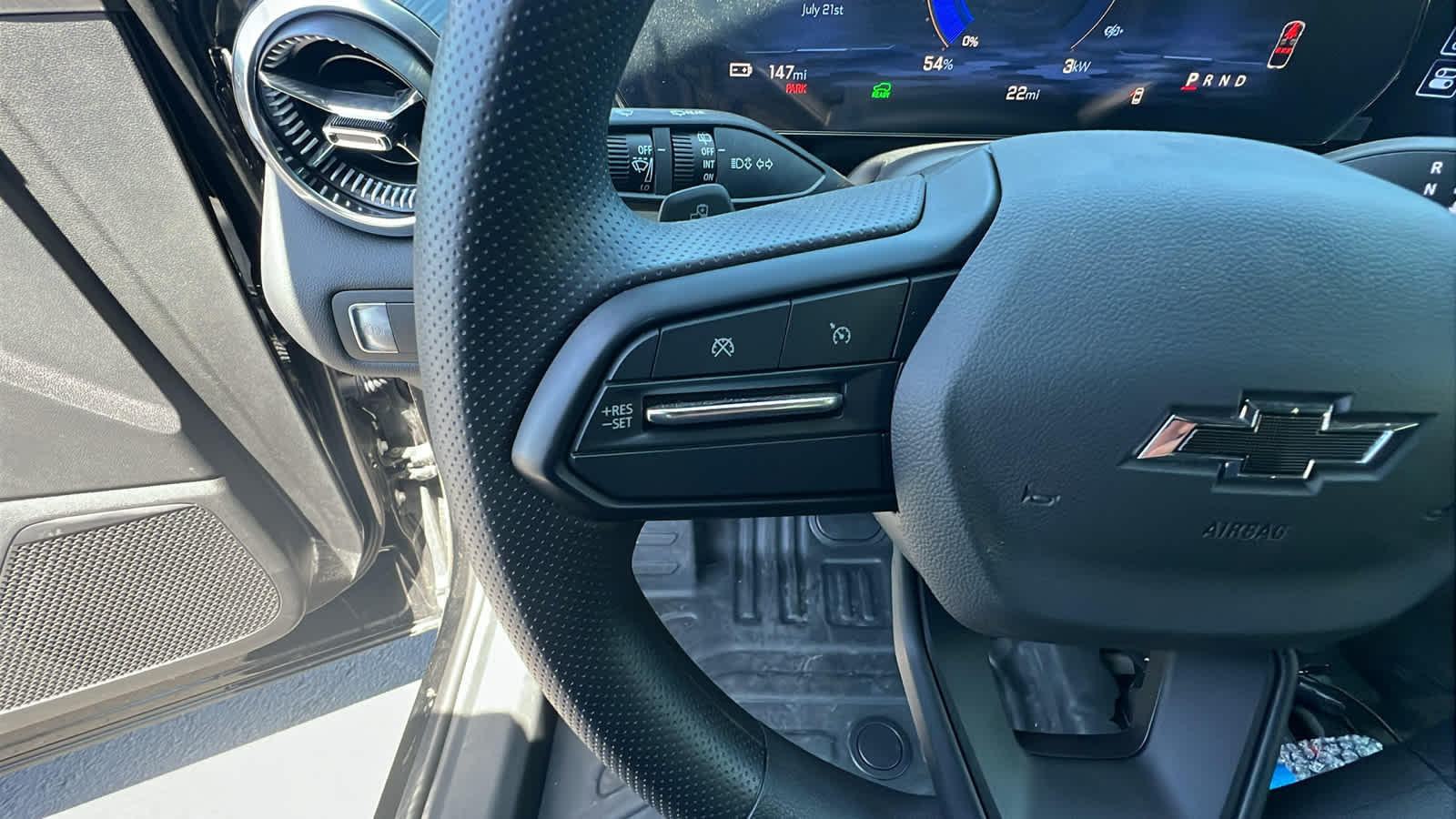 Thumbnail: 2024 Chevrolet Blazer EV - 19