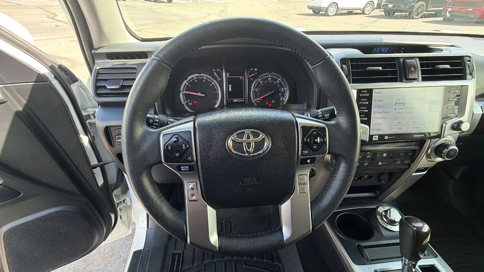 Thumbnail: 2021 Toyota 4Runner - 18