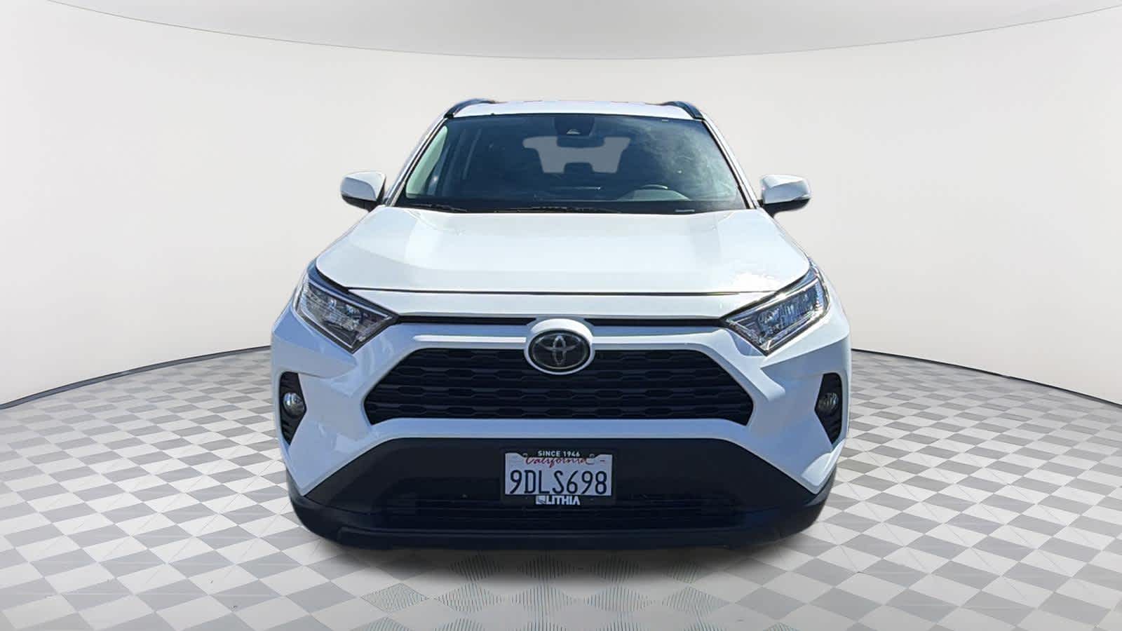 Used 2020 Toyota RAV4 XLE with VIN 2T3P1RFV0LC092456 for sale in Redding, CA