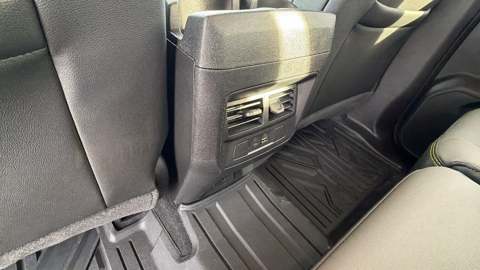 Thumbnail: 2025 Chevrolet Colorado - 25