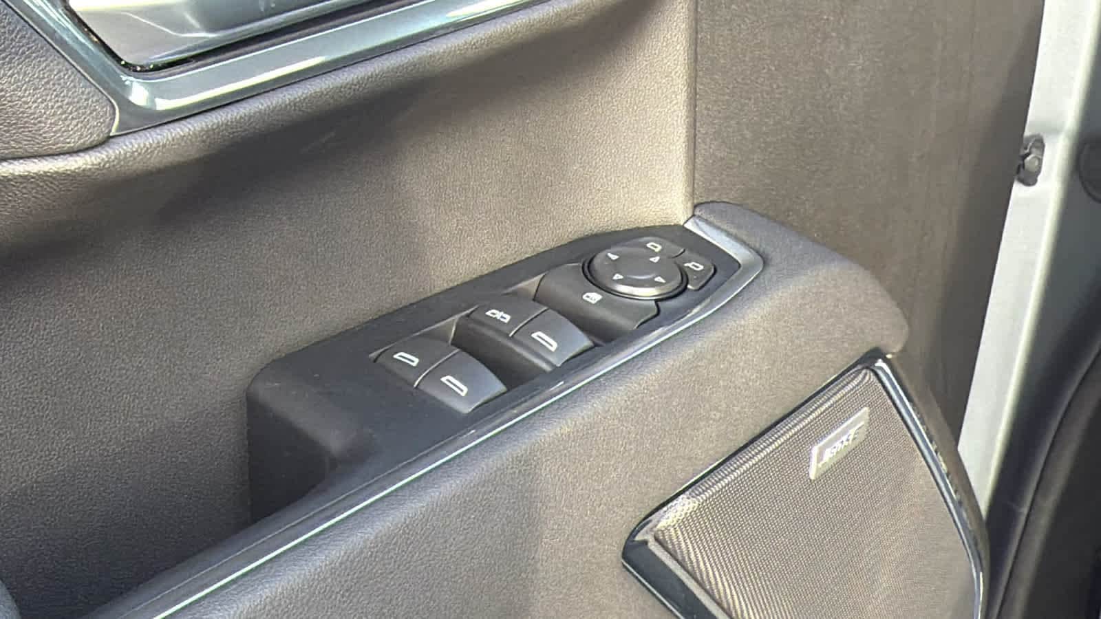 Thumbnail: 2026 Chevrolet Silverado 1500 - 22