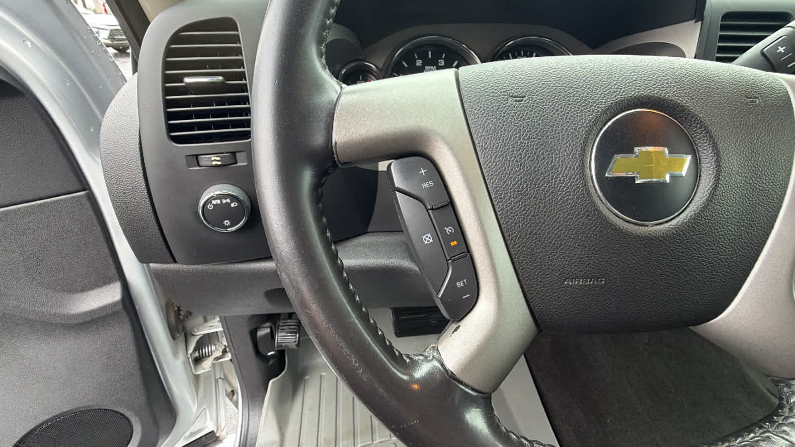 Thumbnail: 2013 Chevrolet Silverado 2500 - 19