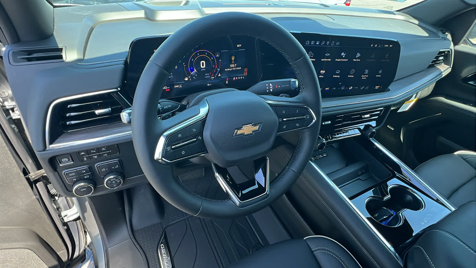 Thumbnail: 2025 Chevrolet Suburban - 10