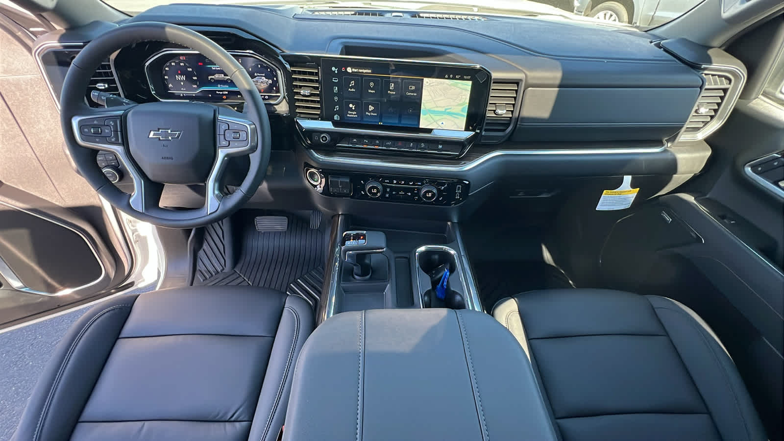 Thumbnail: 2025 Chevrolet Silverado 1500 - 26