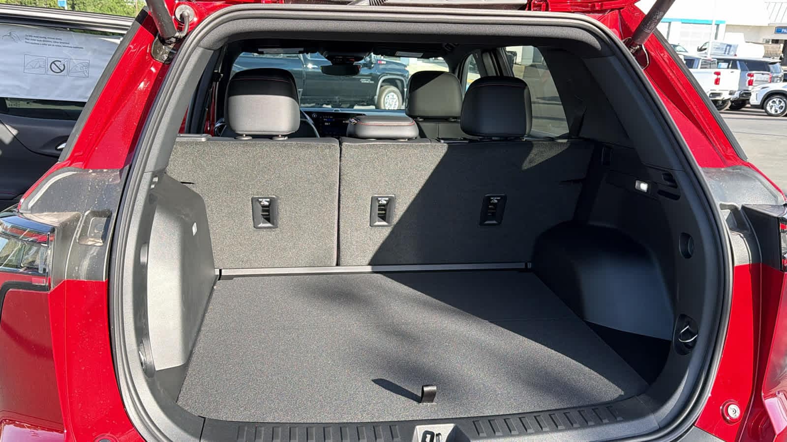 Thumbnail: 2026 Chevrolet Equinox - 26