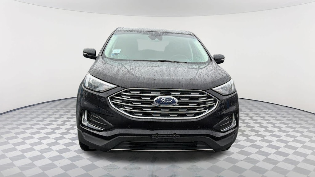 Used 2024 Ford Edge Titanium