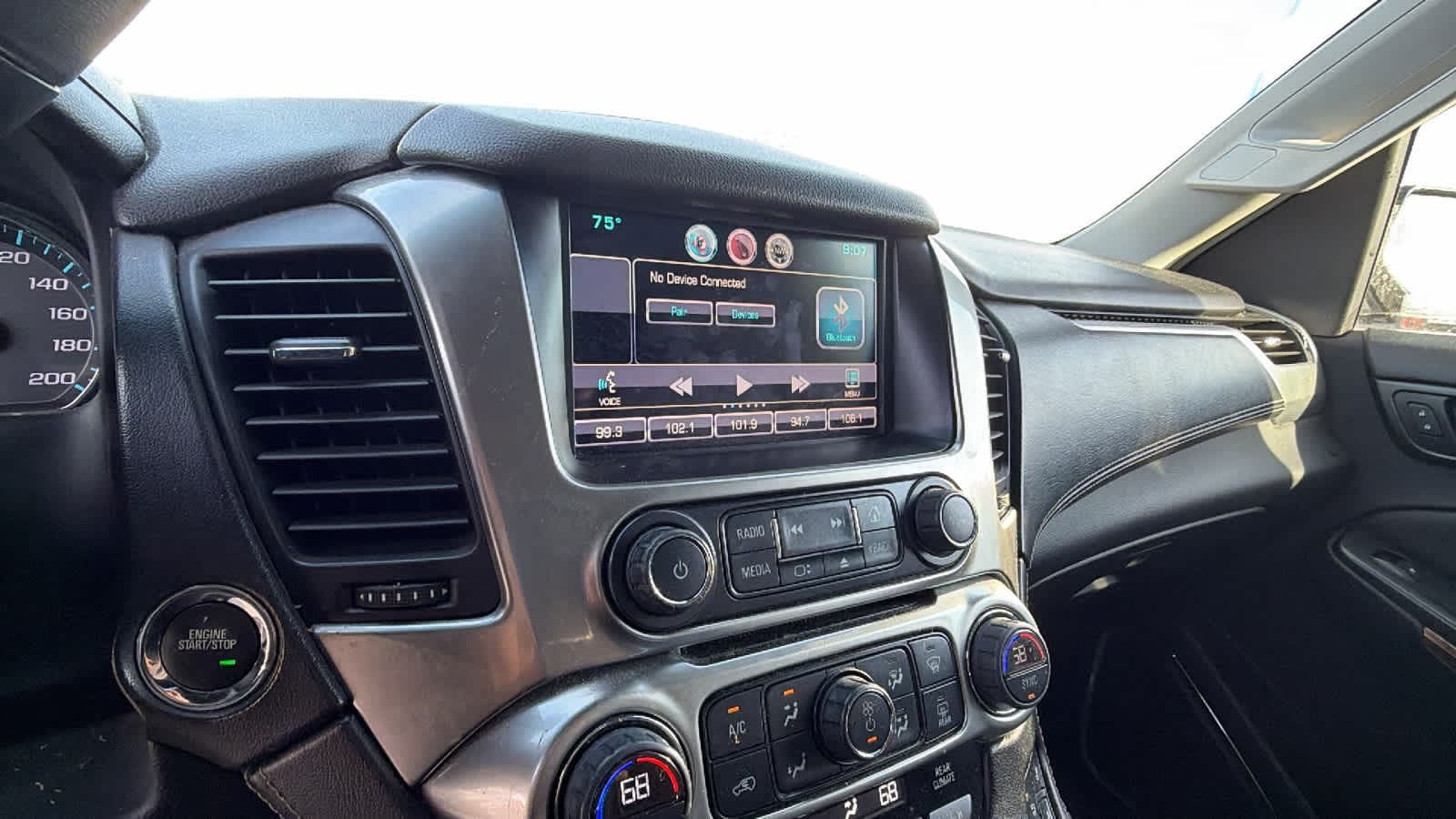 Thumbnail: 2015 Chevrolet Suburban - 14