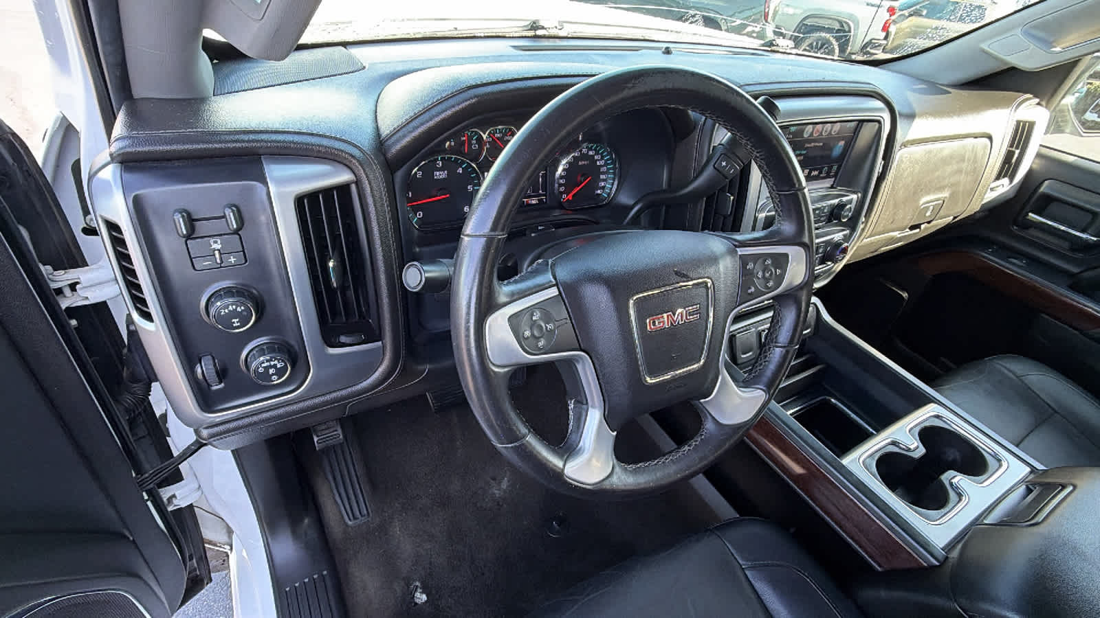 Thumbnail: 2017 GMC Sierra 2500 - 10