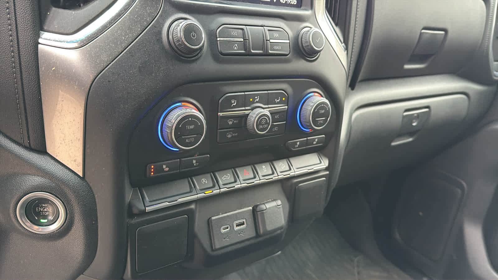 Thumbnail: 2021 Chevrolet Silverado 1500 - 13