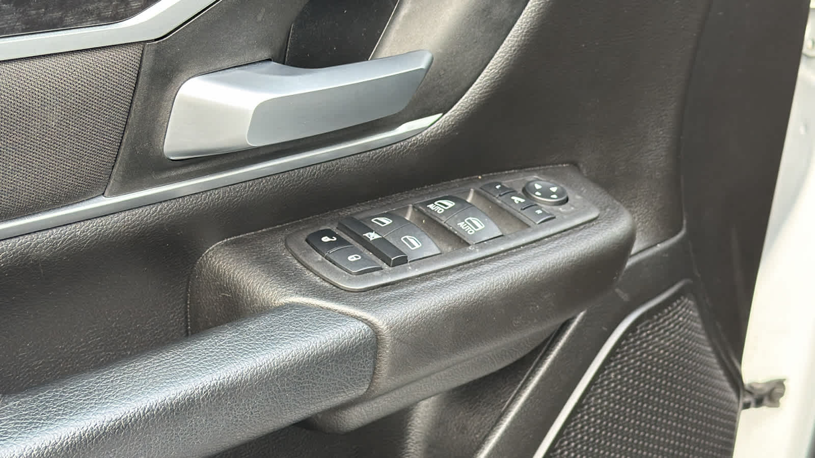 Thumbnail: 2023 RAM 1500 - 22