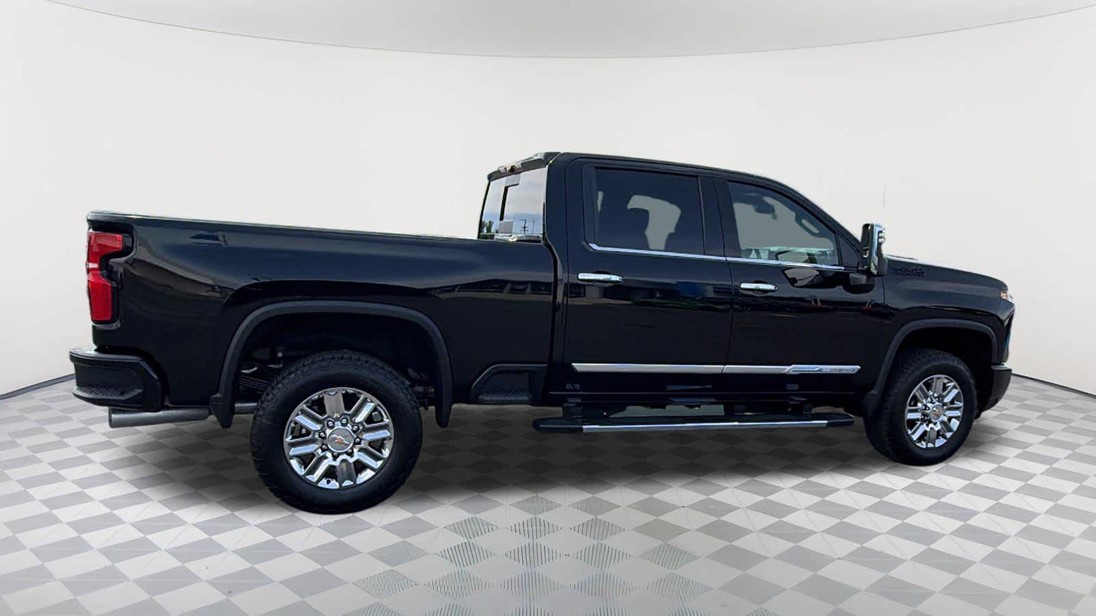 Thumbnail: 2026 Chevrolet Silverado 2500 - 4