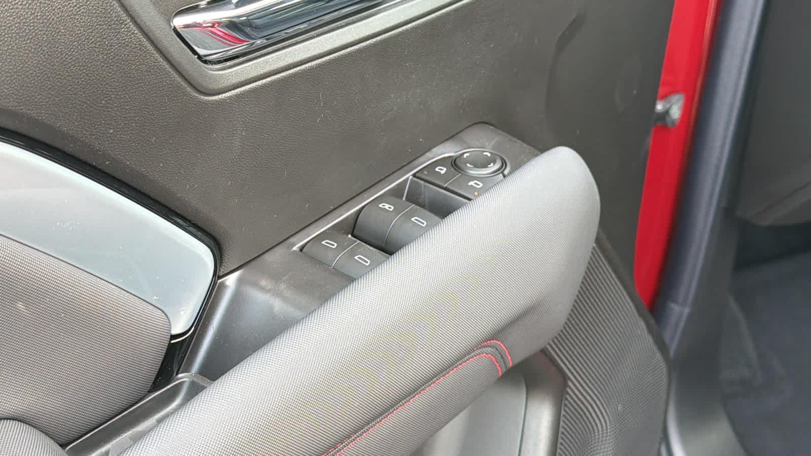 Thumbnail: 2026 Chevrolet Colorado - 22