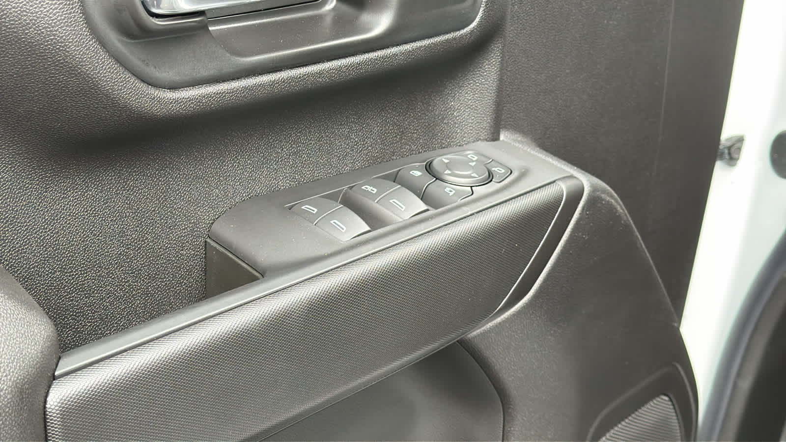 Thumbnail: 2026 Chevrolet Silverado 2500 - 22