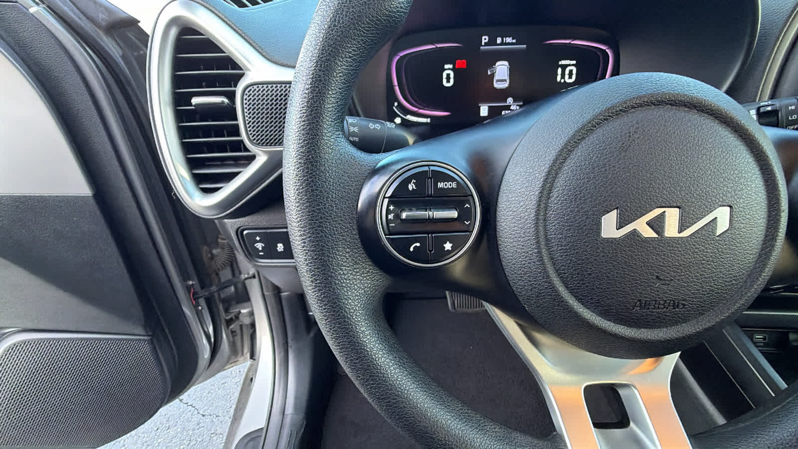 Thumbnail: 2023 Kia Soul - 19