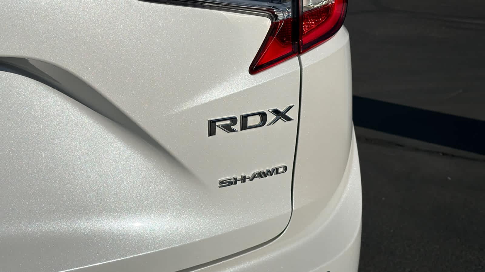 Thumbnail: 2023 Acura RDX - 27
