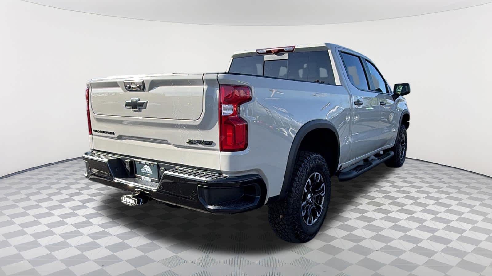 Thumbnail: 2026 Chevrolet Silverado 1500 - 5