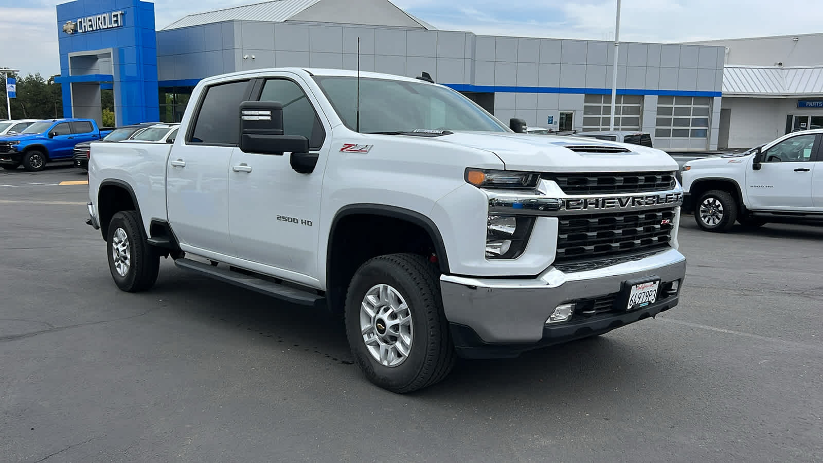 Thumbnail: 2022 Chevrolet Silverado 2500 - 3