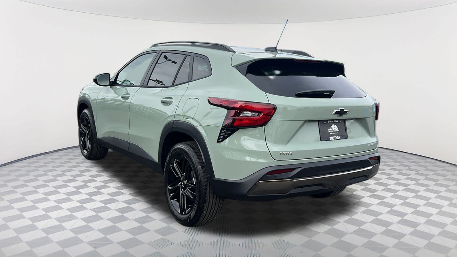 Thumbnail: 2025 Chevrolet Trax - 7
