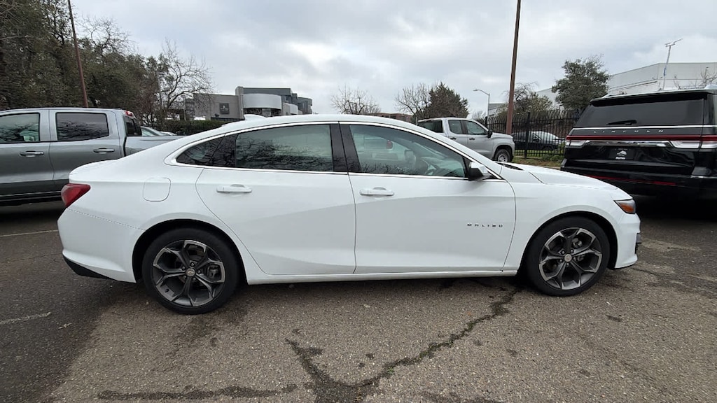 Used 2022 Chevrolet Malibu LT Car