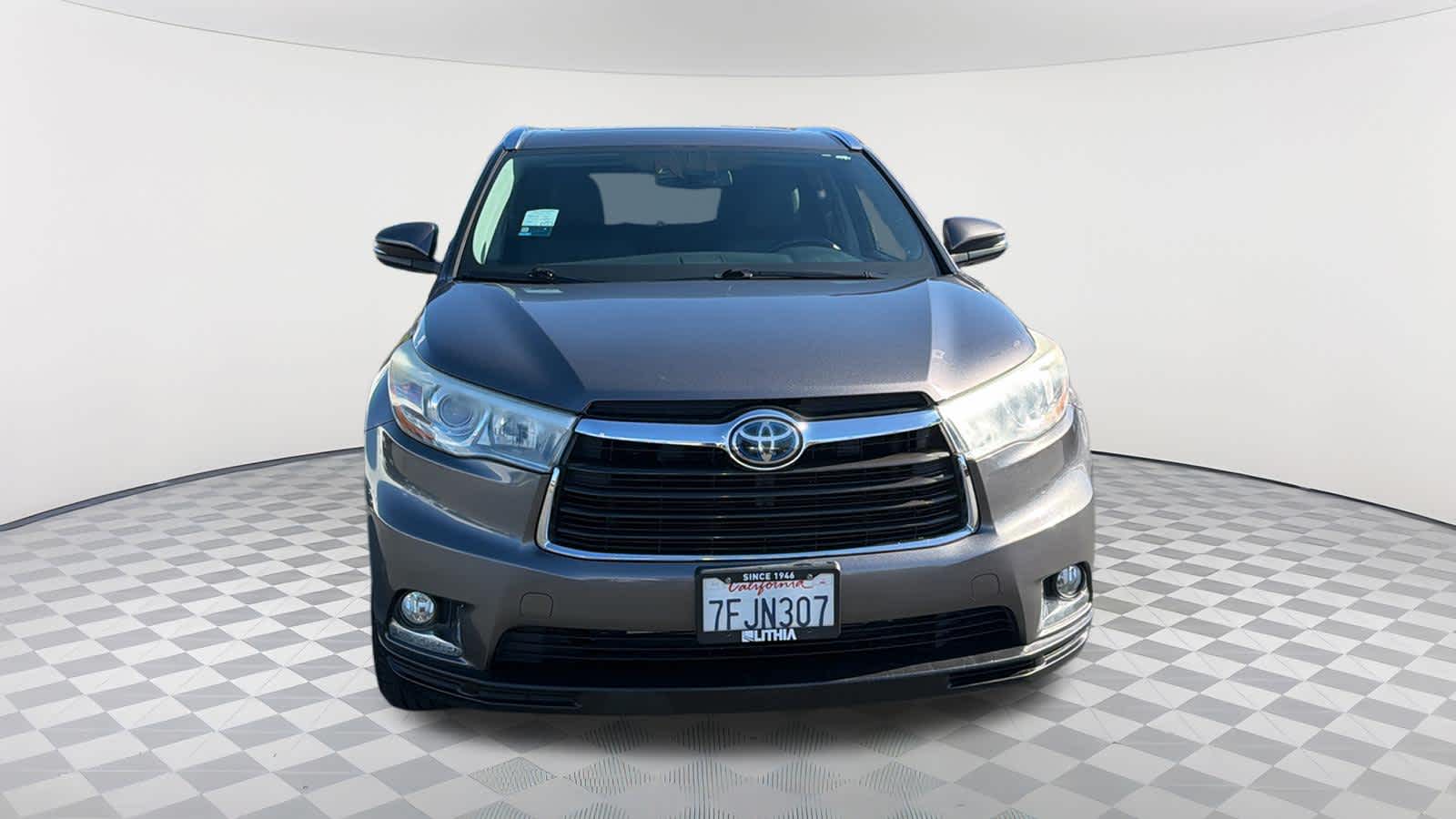 Used 2014 Toyota Highlander Limited with VIN 5TDDCRFH6ES005931 for sale in Redding, CA