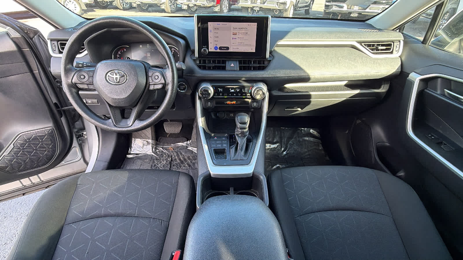 Thumbnail: 2024 Toyota RAV4 - 26