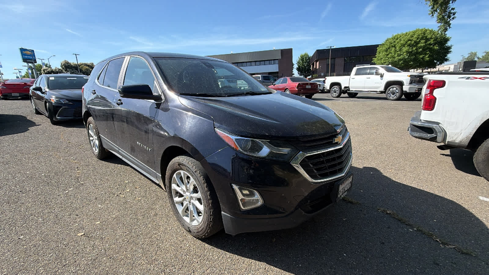 Thumbnail: 2021 Chevrolet Equinox - 3