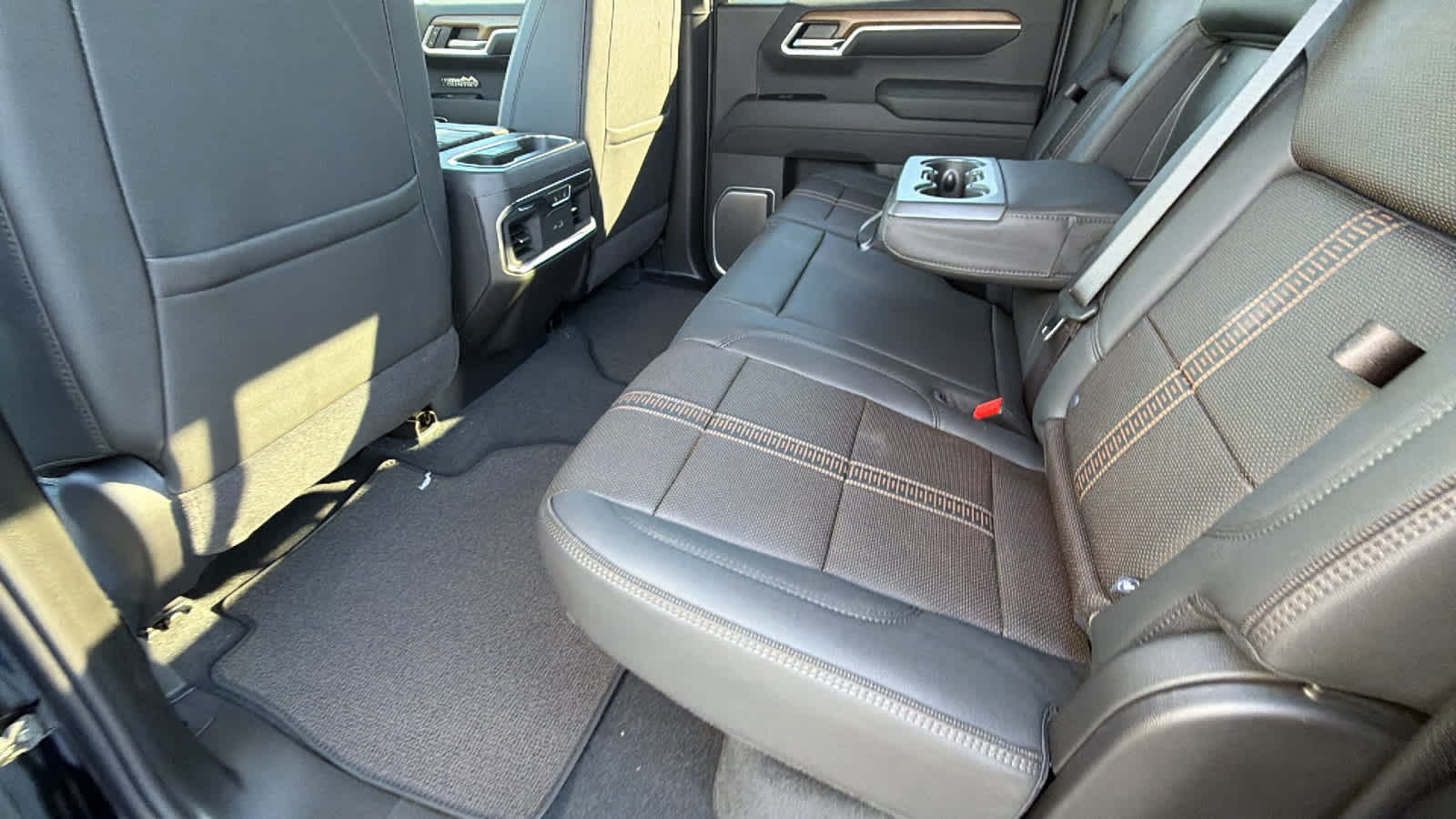 2026 Chevrolet Silverado 1500 High Country - Photo 24