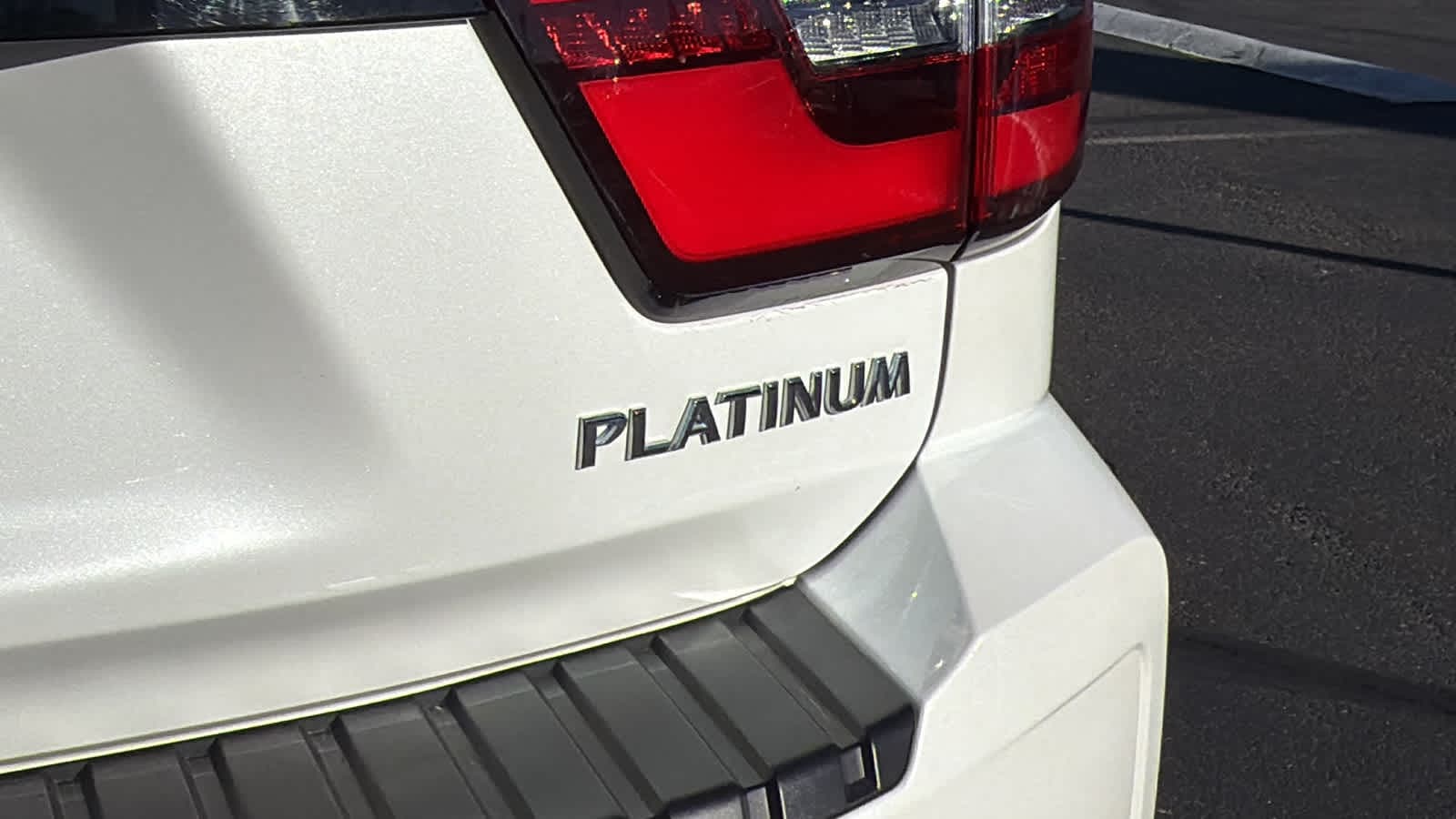 Thumbnail: 2023 Nissan Armada - 28