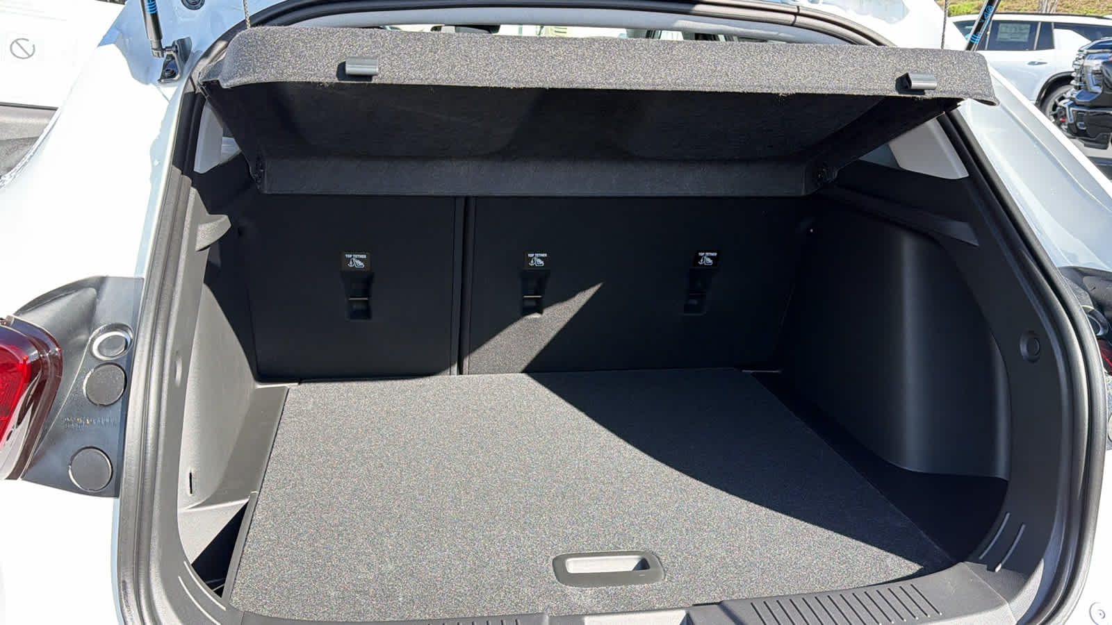 Thumbnail: 2026 Chevrolet Trax - 27