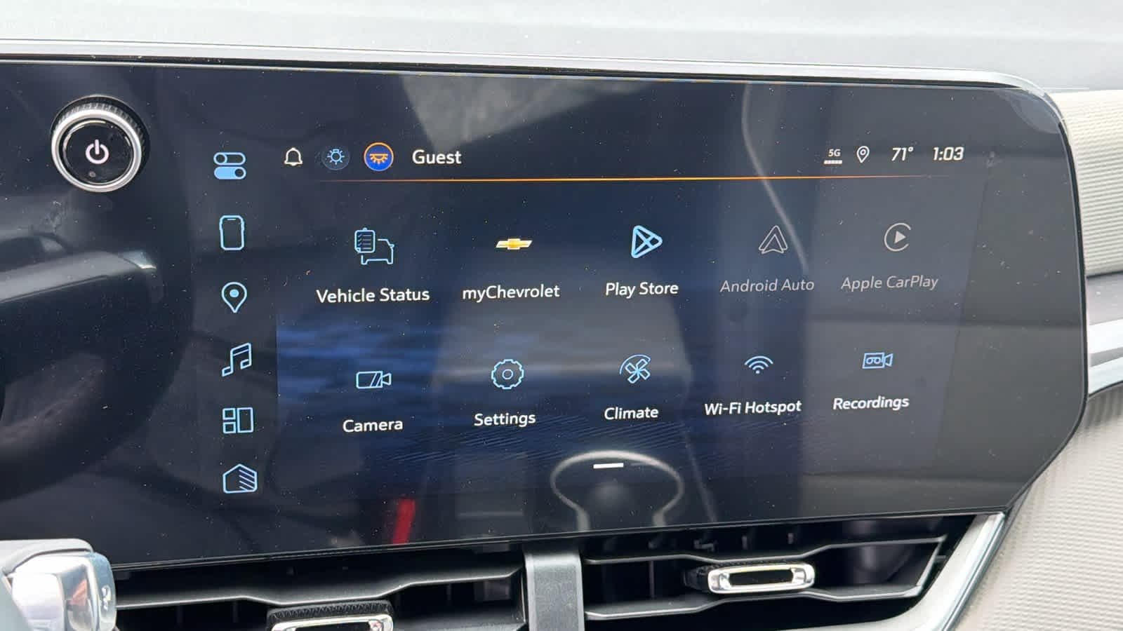2027 Chevrolet Equinox LT - Photo 15