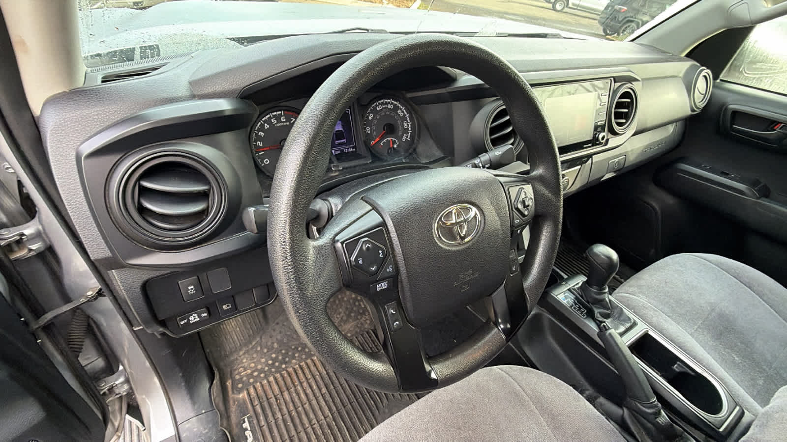 Thumbnail: 2021 Toyota Tacoma - 11