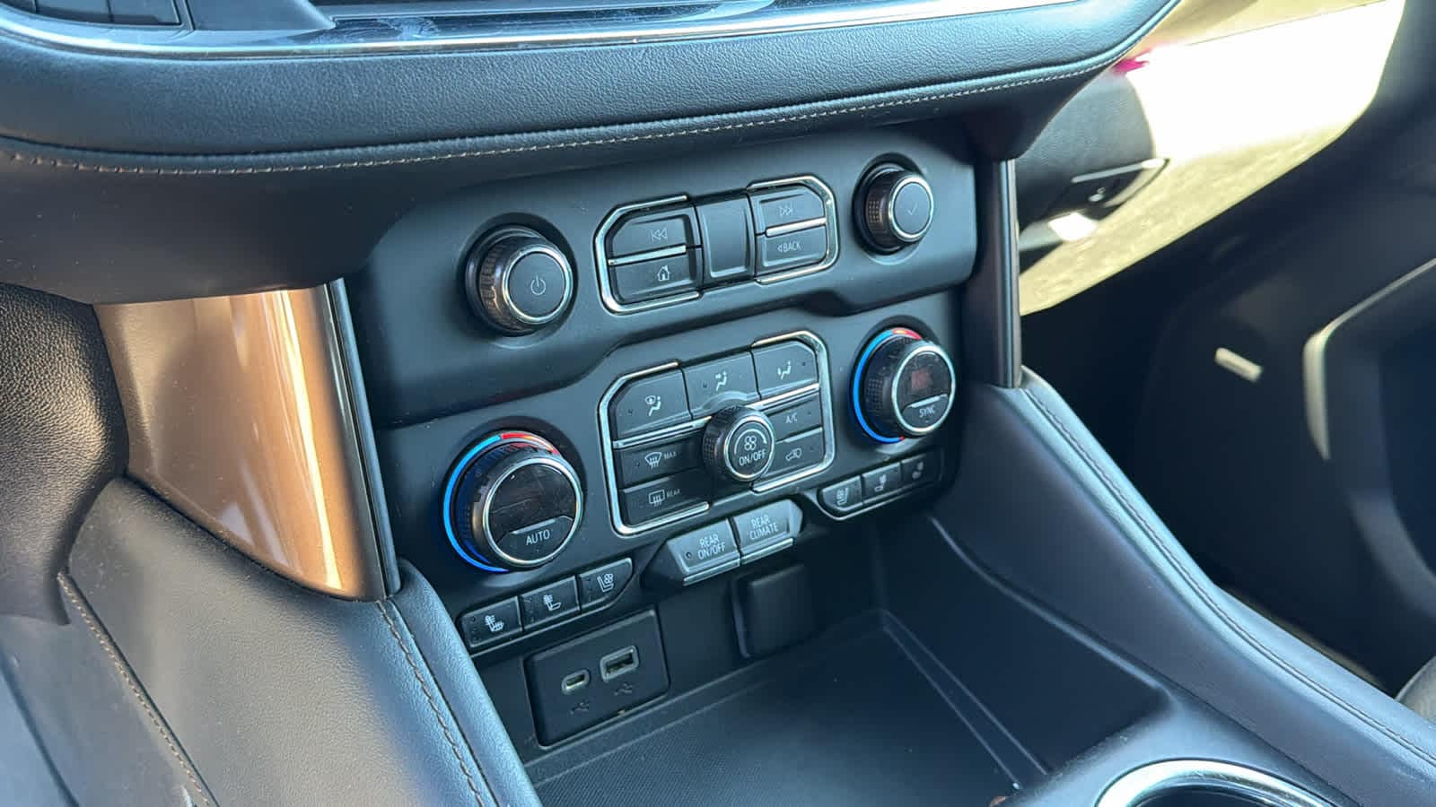 Thumbnail: 2021 Chevrolet Tahoe - 13