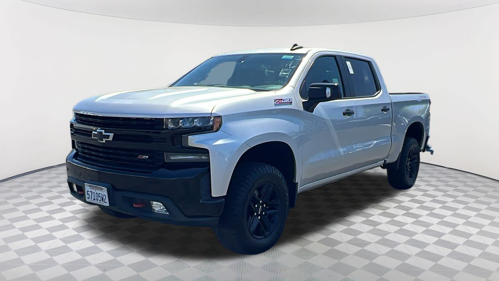 Thumbnail: 2020 Chevrolet Silverado 1500 - 1