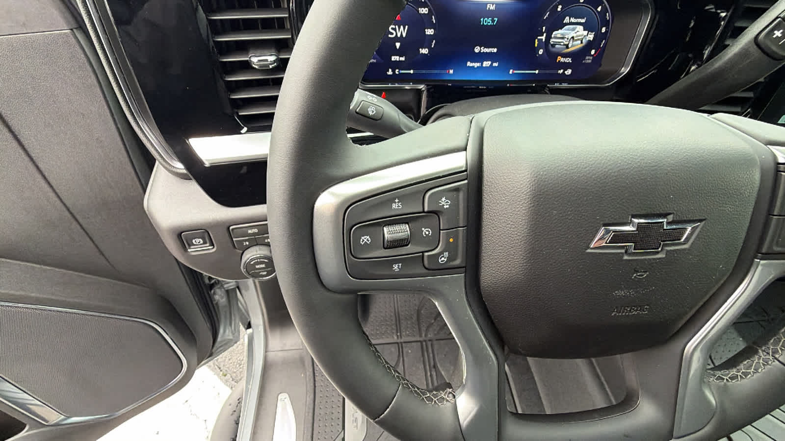 Thumbnail: 2026 Chevrolet Silverado 1500 - 19