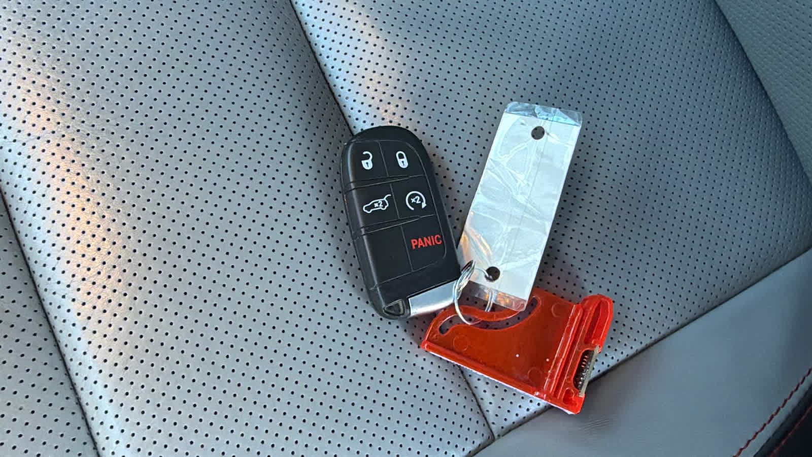 Thumbnail: 2023 Dodge Durango - 20