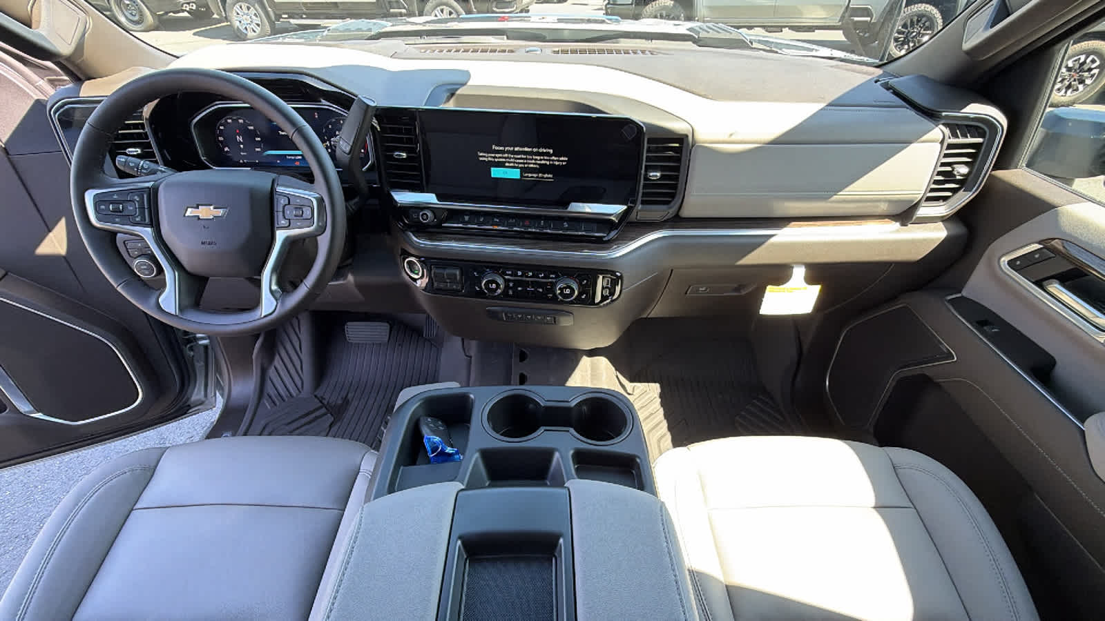 Thumbnail: 2026 Chevrolet Silverado 2500 - 26