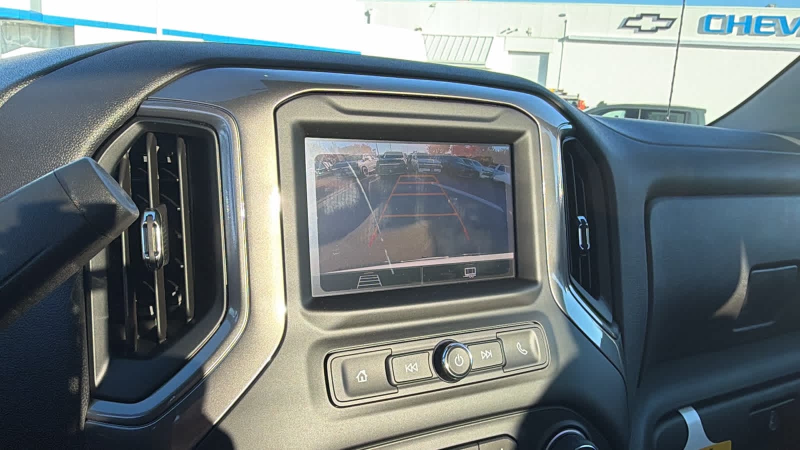 Thumbnail: 2026 Chevrolet Silverado 1500 - 16