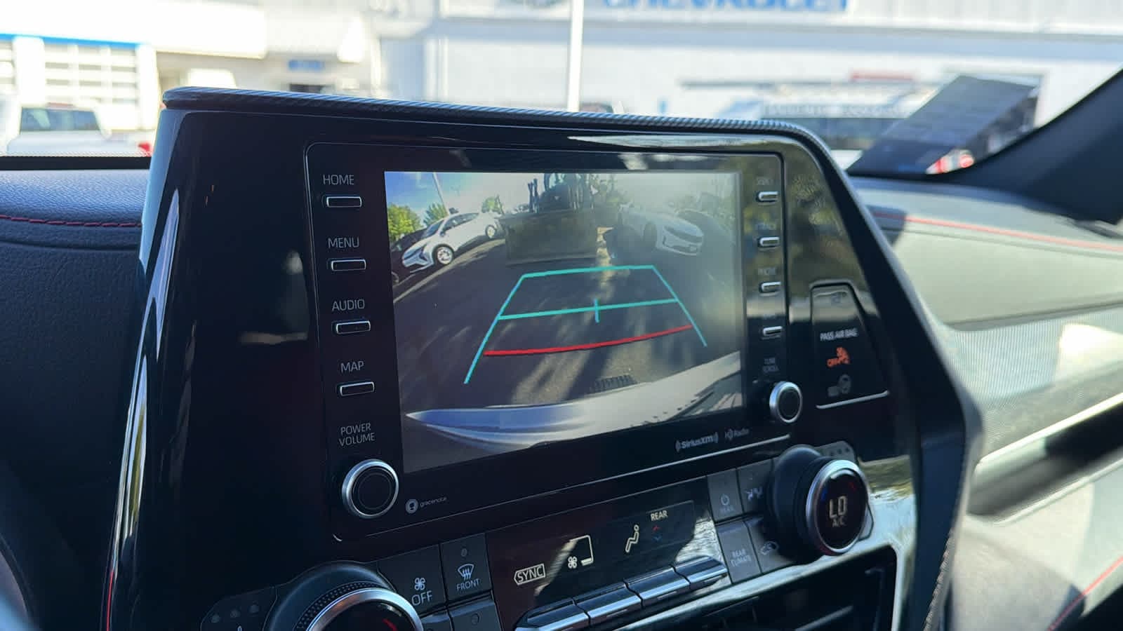 Thumbnail: 2022 Toyota Highlander - 16